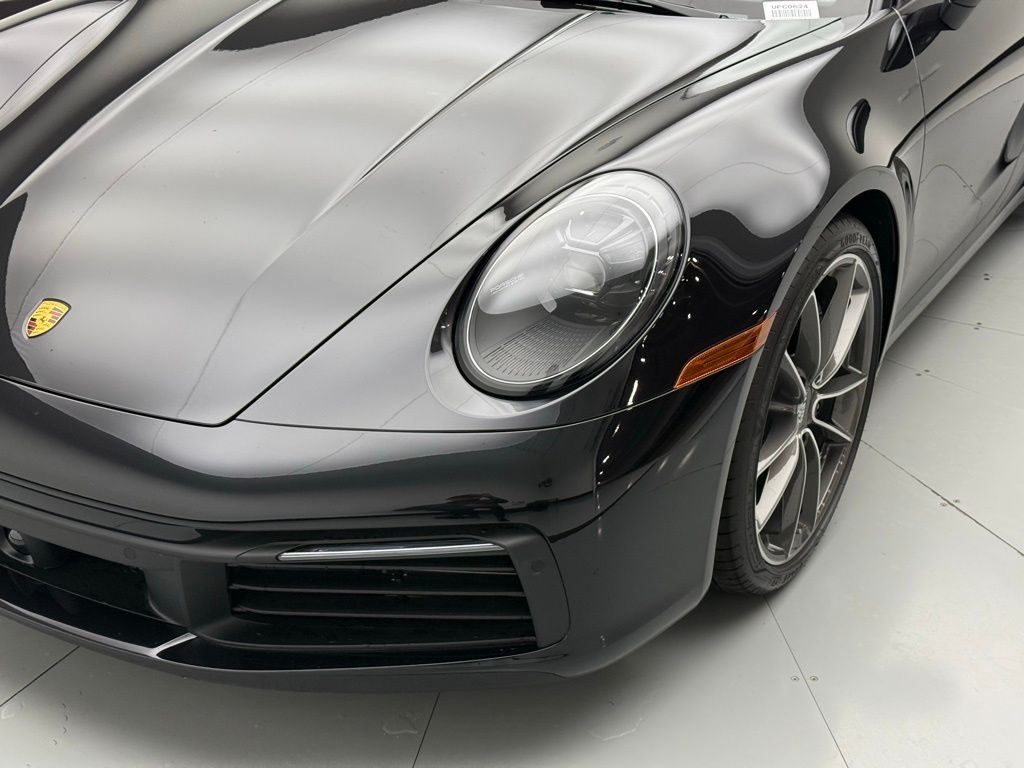 2024 Porsche 911 Carrera 4 28