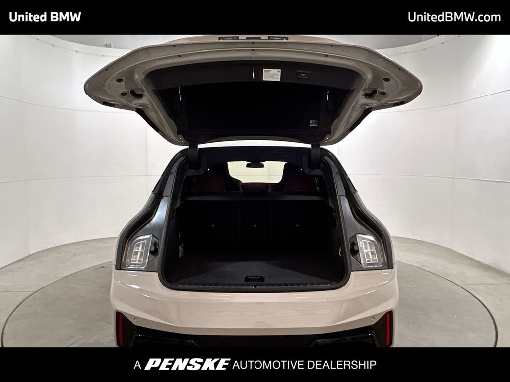 Thumbnail: 2026 BMW iX - 22