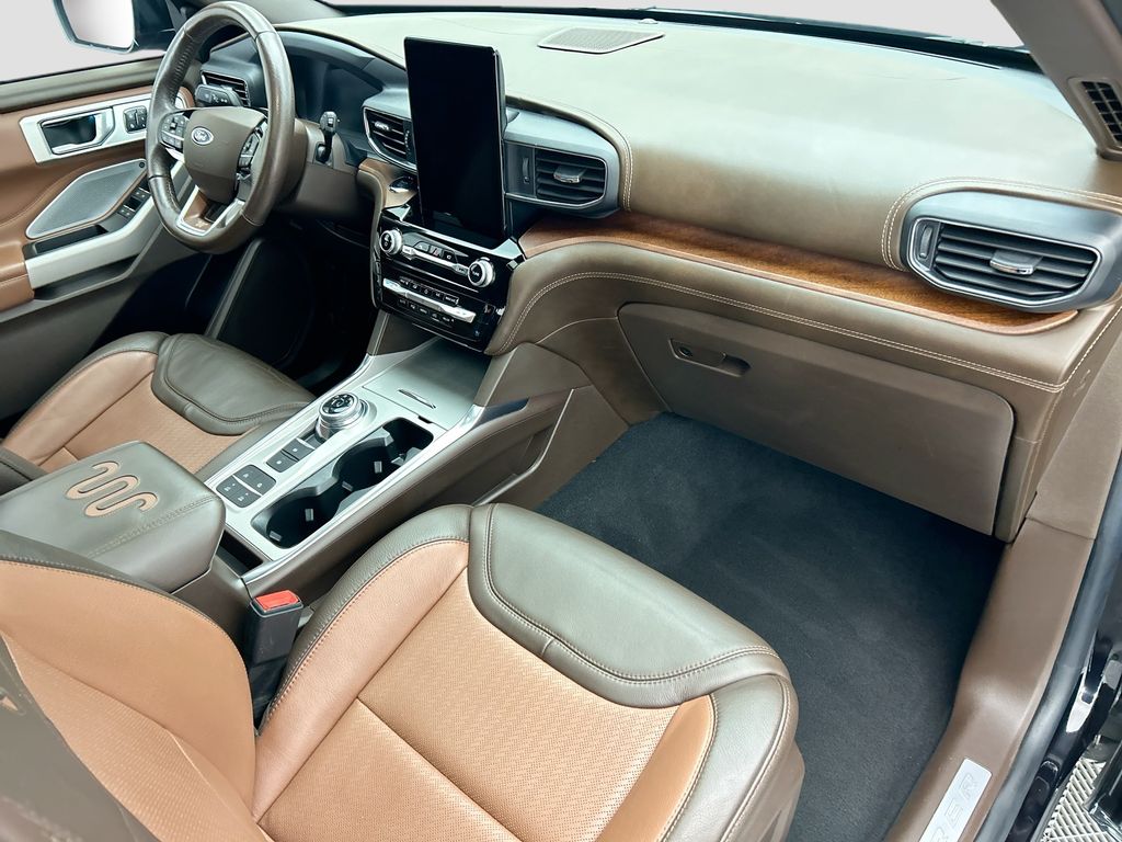 Thumbnail: 2022 Ford Explorer - 16