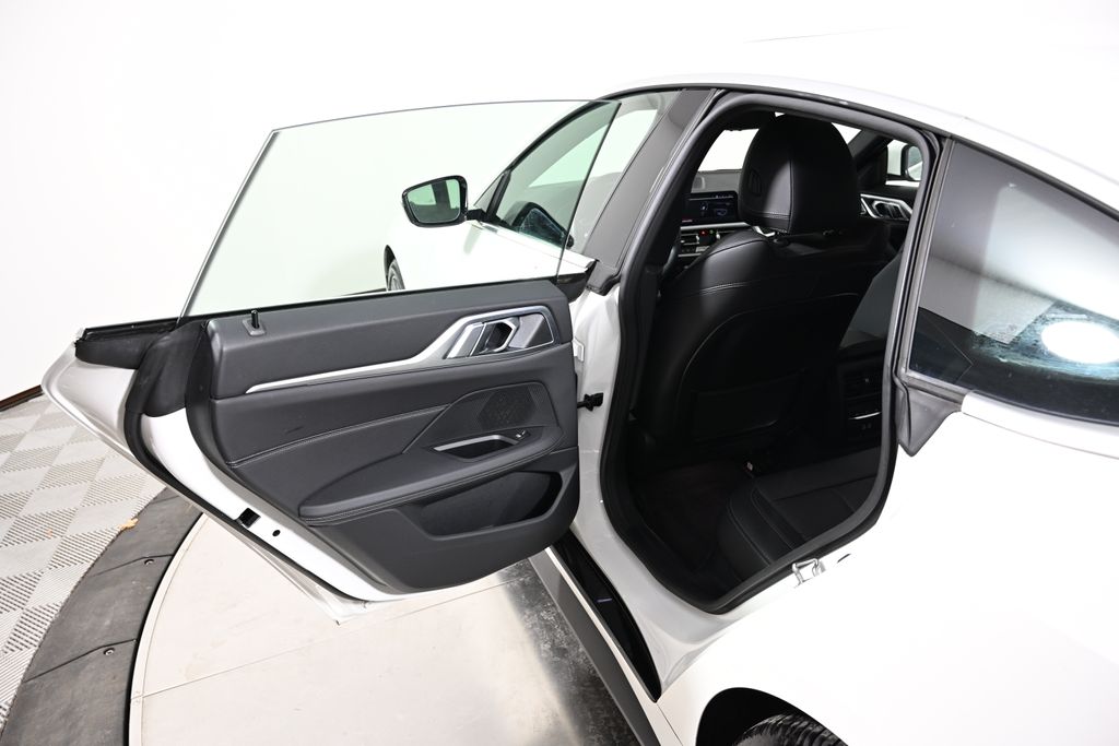 Thumbnail: 2023 BMW 4 Series - 23