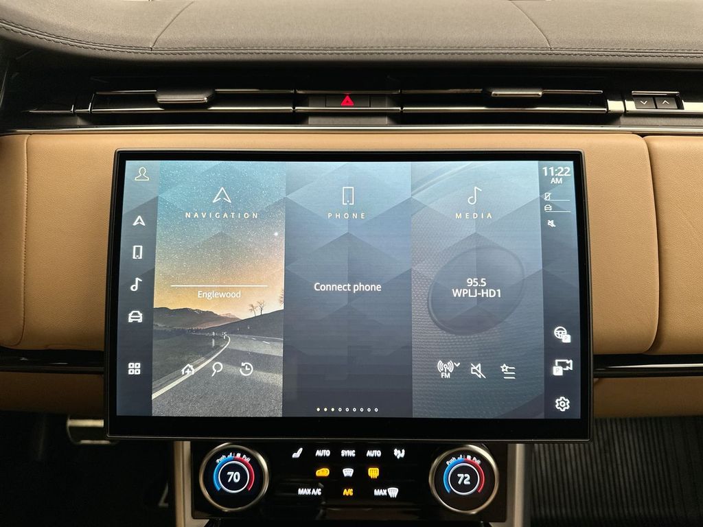 Thumbnail: 2023 Land Rover Range Rover - 27