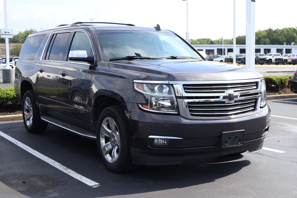 Thumbnail: 2017 Chevrolet Suburban - 3