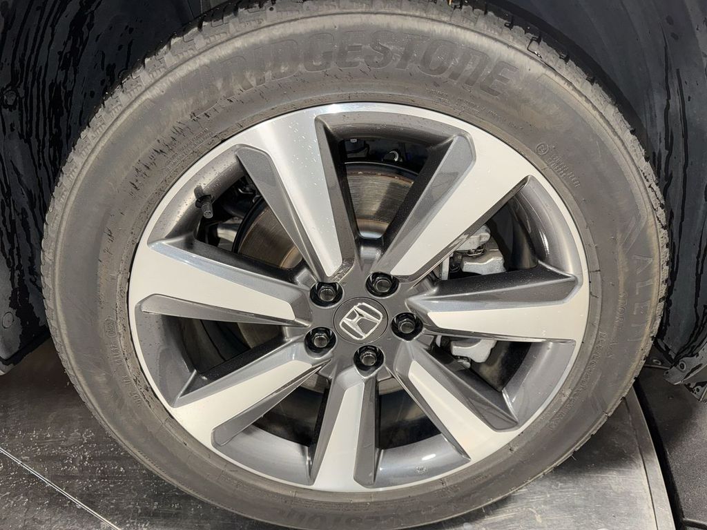 used 2023 Honda Pilot car, priced at $40,894