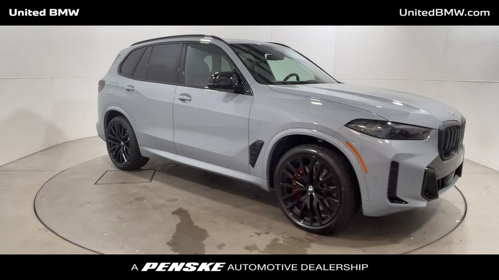 2025 BMW X5 M60i 2