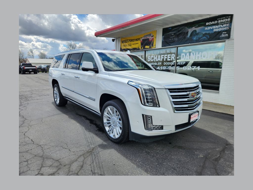 Crystal White Tricoat 2019 Cadillac Escalade ESV Platinum 4WD SUV / Crossover Four-Wheel Drive