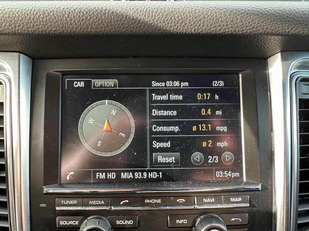 Thumbnail: 2016 Porsche Macan - 29