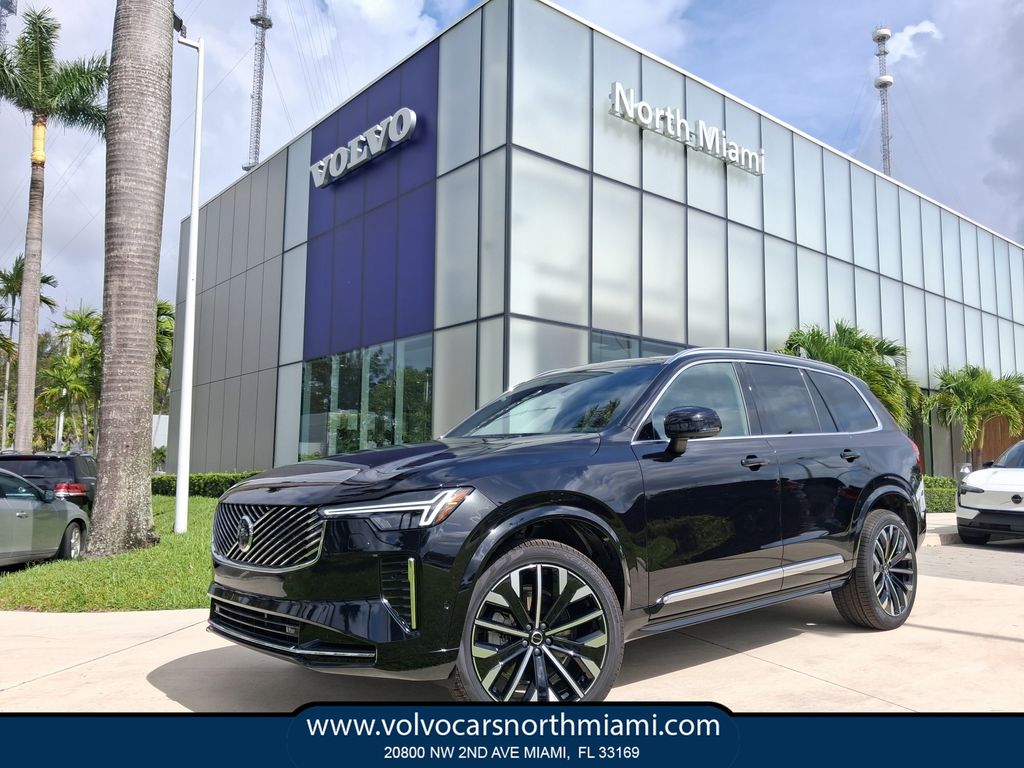 2026 Volvo XC90 Plus