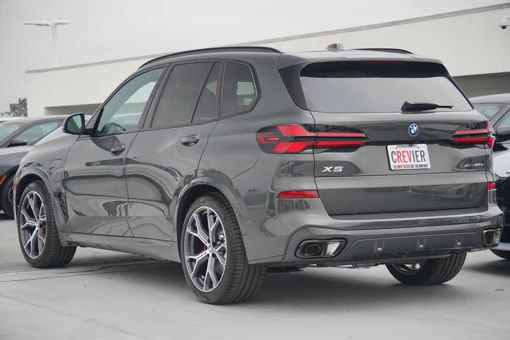 Thumbnail: 2026 BMW X5 - 8