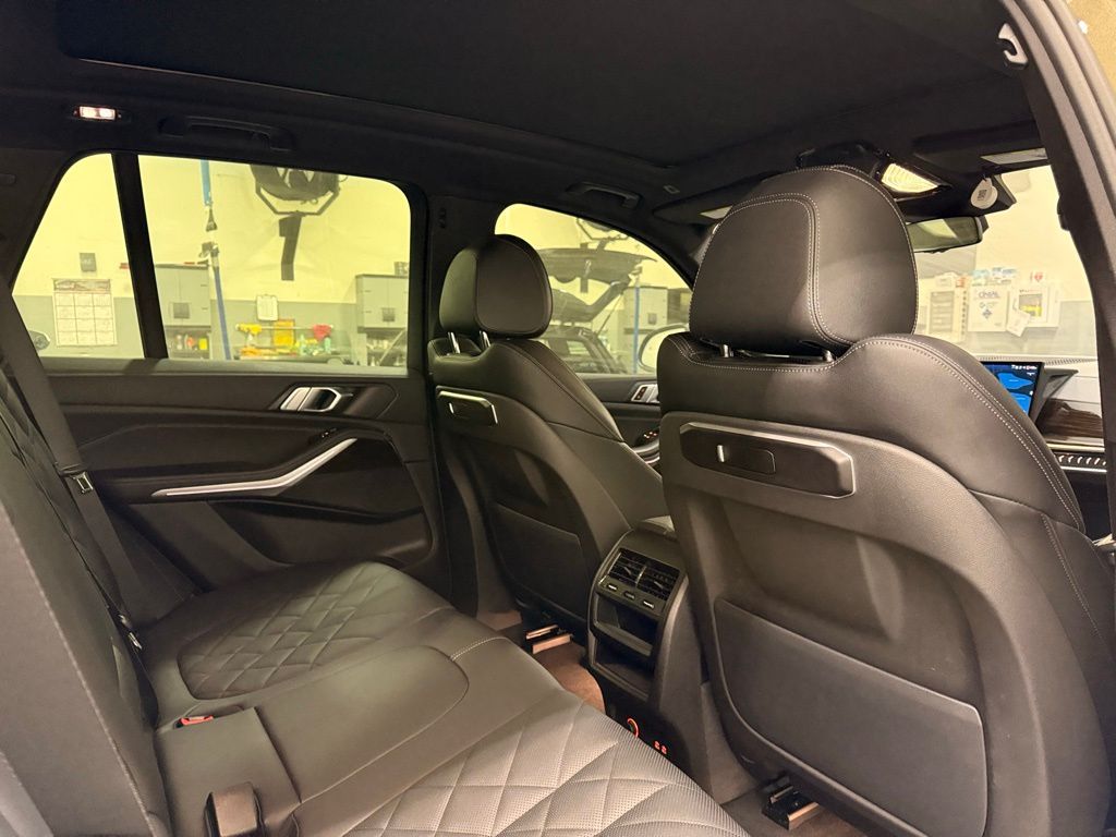 Thumbnail: 2024 BMW X5 - 24