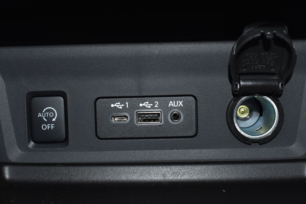 Thumbnail: 2025 Nissan Sentra - 23