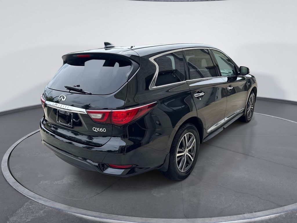 Used 2019 Black INFINITI PURE image 7