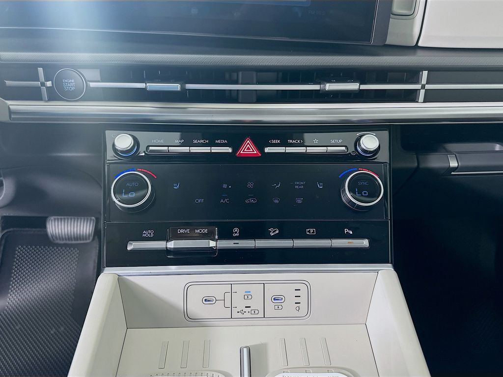 Thumbnail: 2026 Hyundai Santa Fe - 13