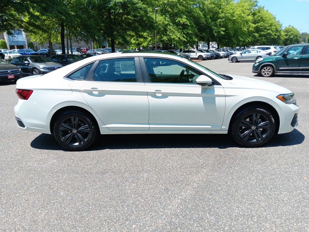 2024 Volkswagen Jetta 1.5T SE 6