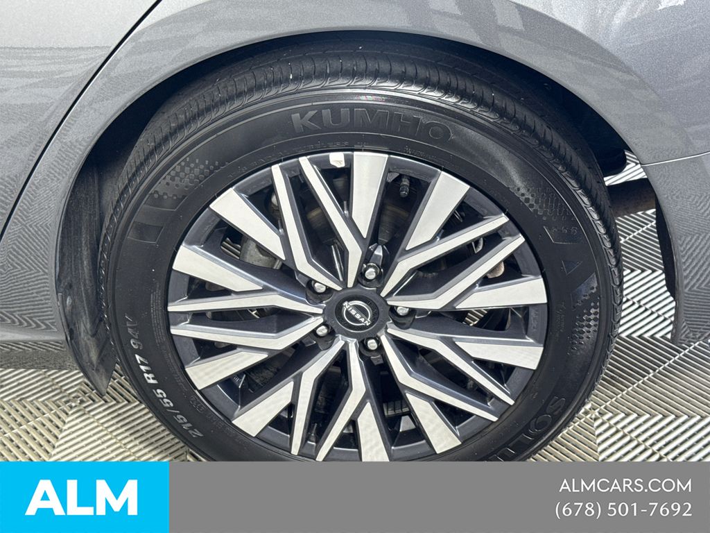 Used 2025 Gray Nissan 2.5 SV image 23
