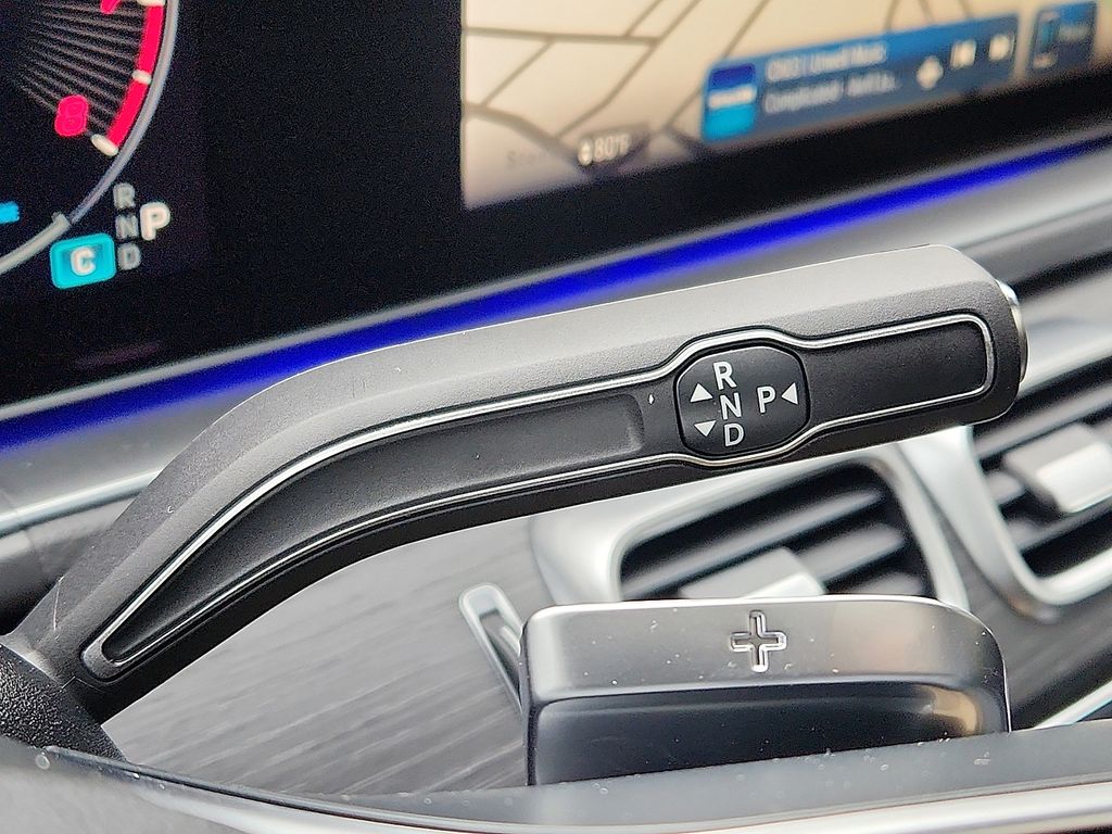 Thumbnail: 2026 Mercedes-Benz GLE - 10