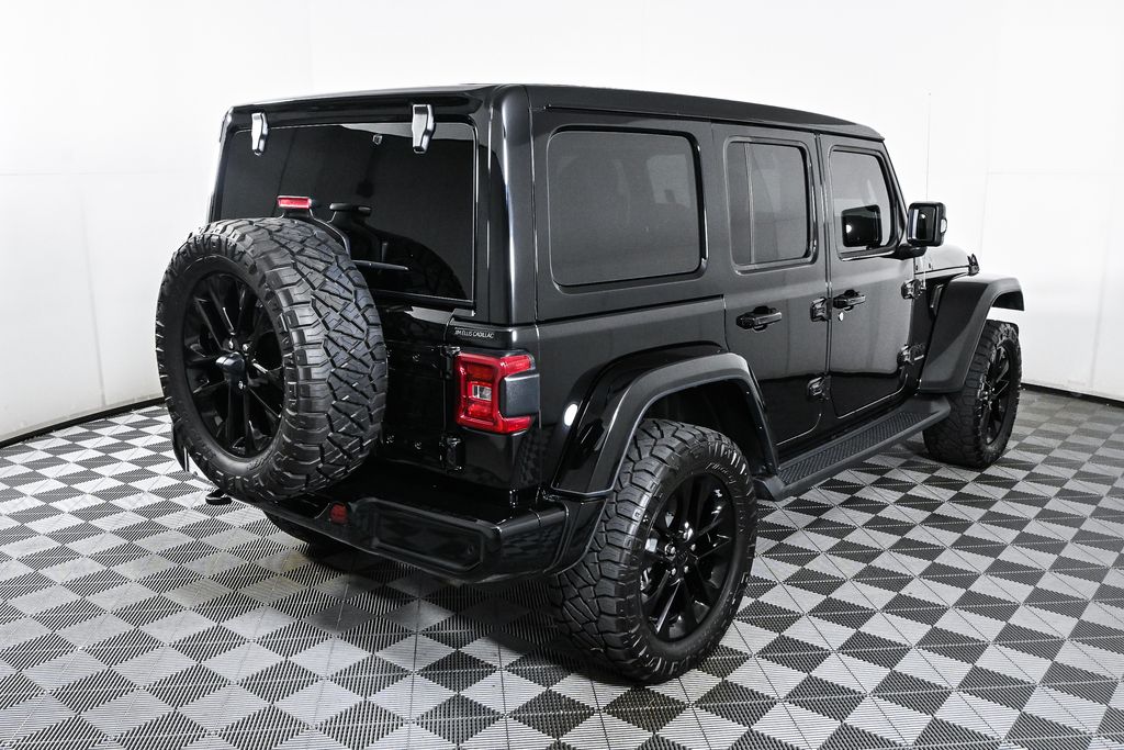 2023 Jeep Wrangler Sahara 6