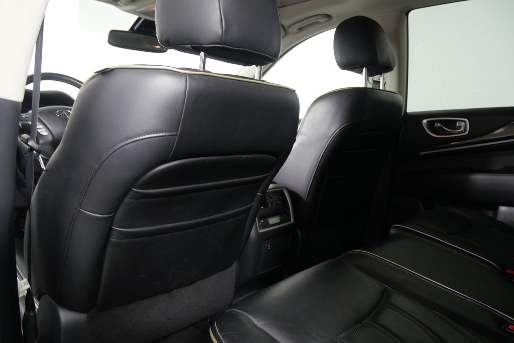 2017 INFINITI QX60 Base 17