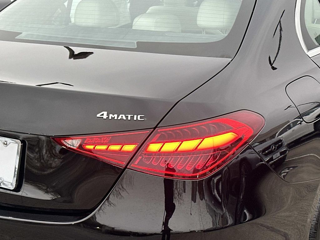 Thumbnail: 2025 Mercedes-Benz C-Class - 8