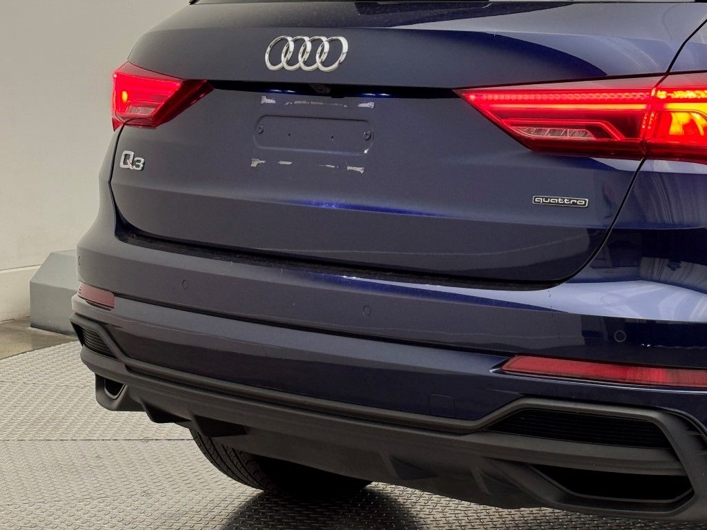 2023 Audi Q3 Premium 12