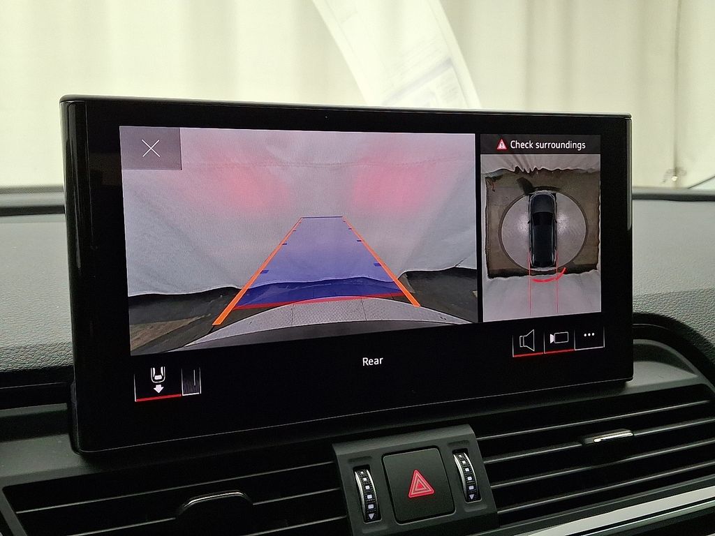 Thumbnail: 2023 Audi Q5 - 19