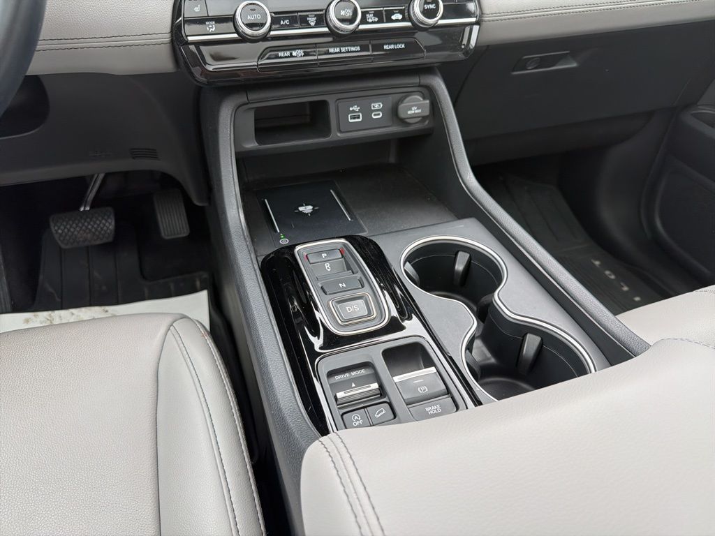 Thumbnail: 2023 Honda Pilot - 17