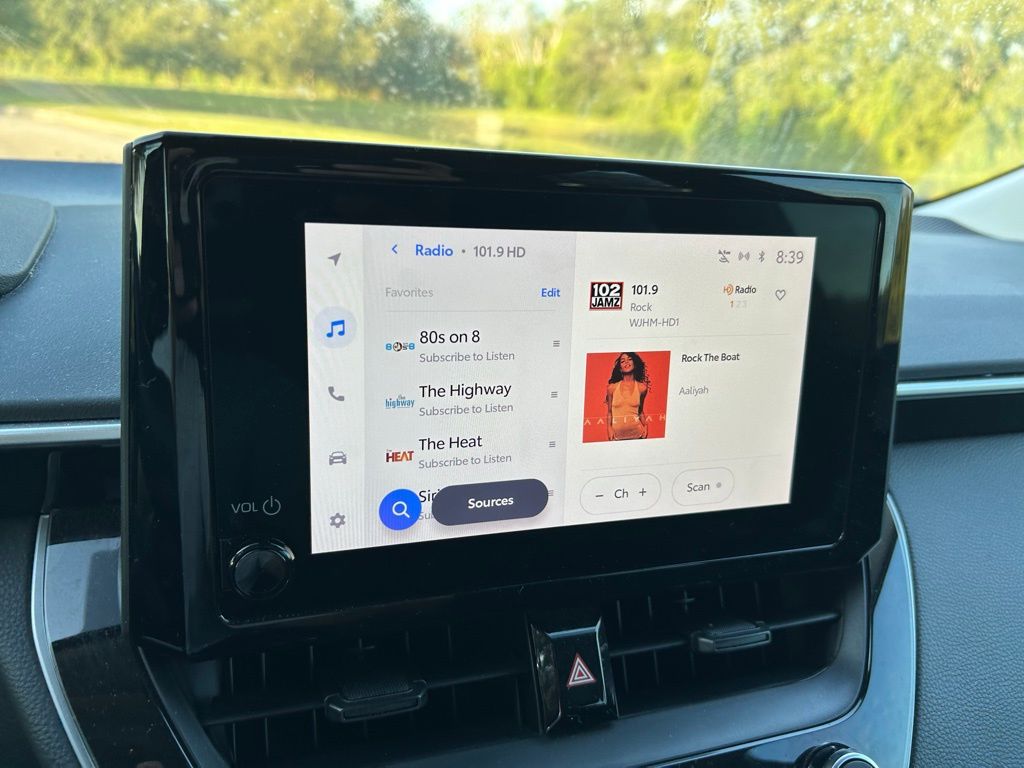 Thumbnail: 2024 Toyota Corolla - 23