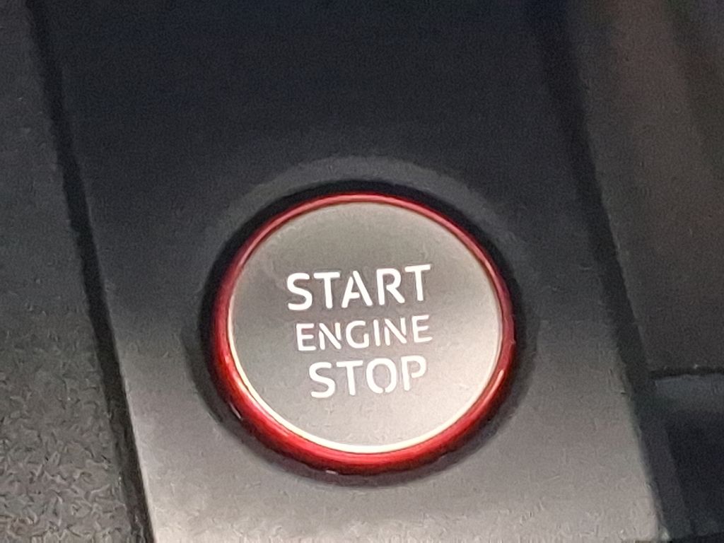 Thumbnail: 2021 Audi RS 5 - 25