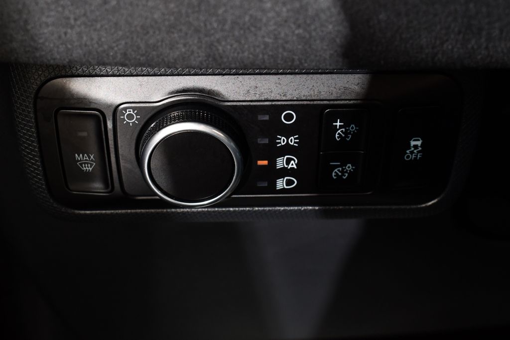 Used 2025 Black Ford GT Electric image 28