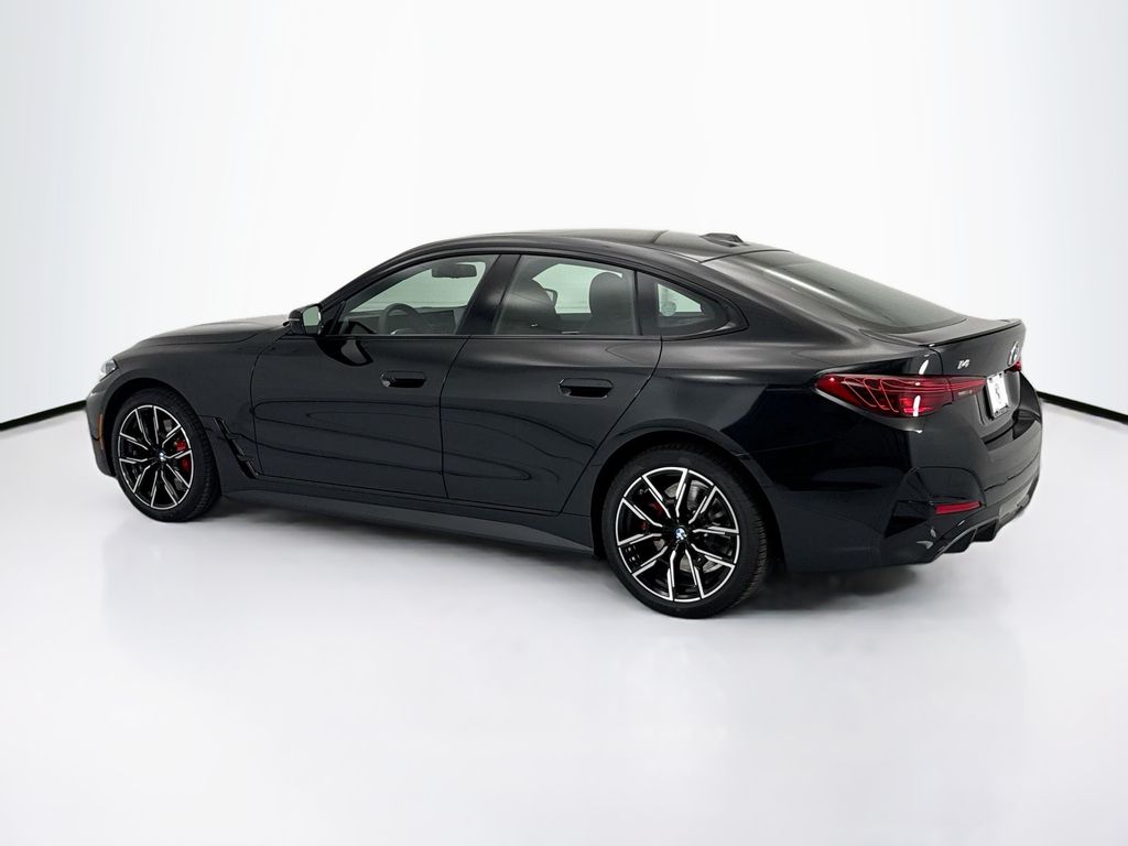 Thumbnail: 2026 BMW i4 - 7