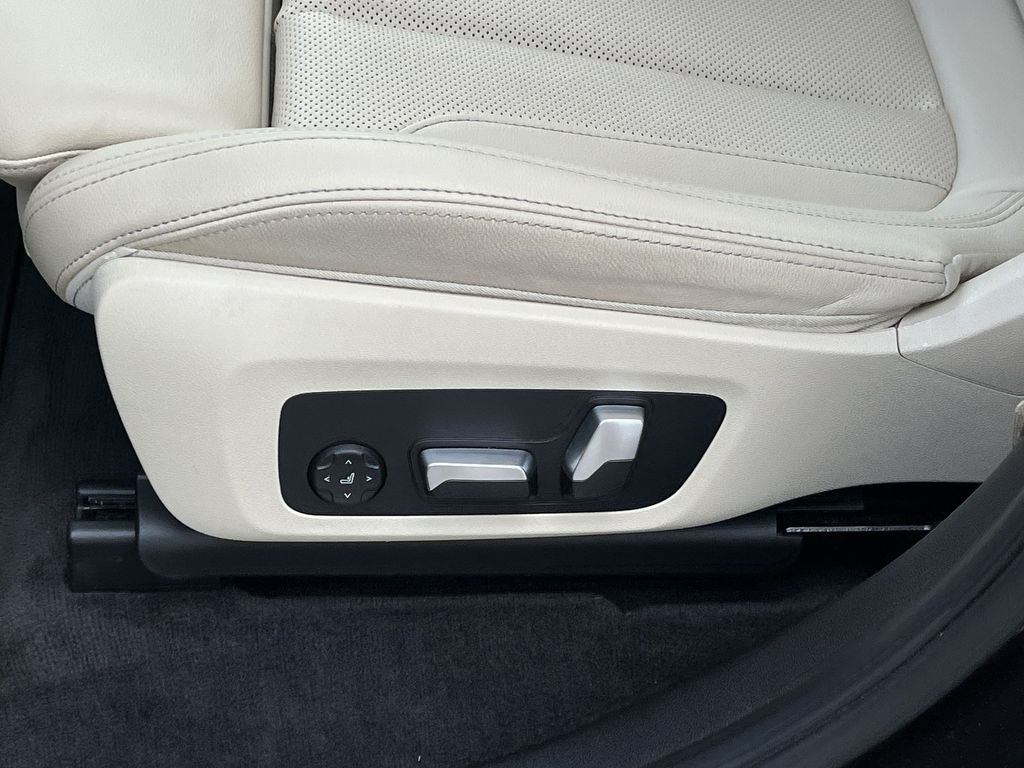 Thumbnail: 2022 BMW X3 - 12