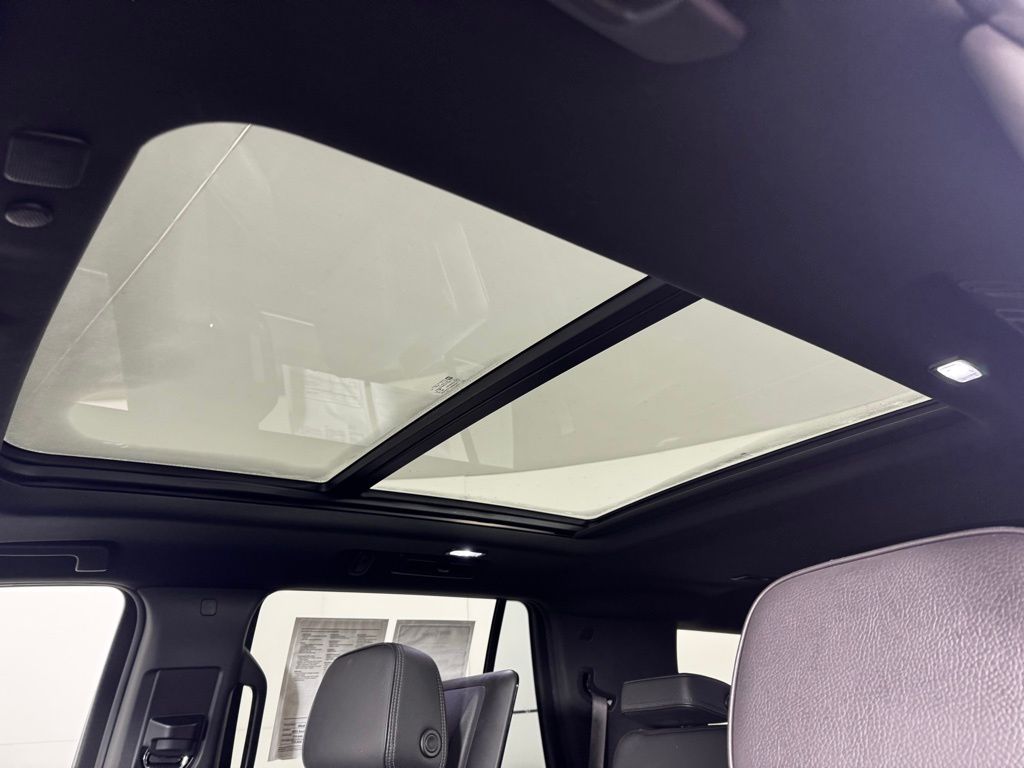 Used 2021 Black GMC Denali image 9