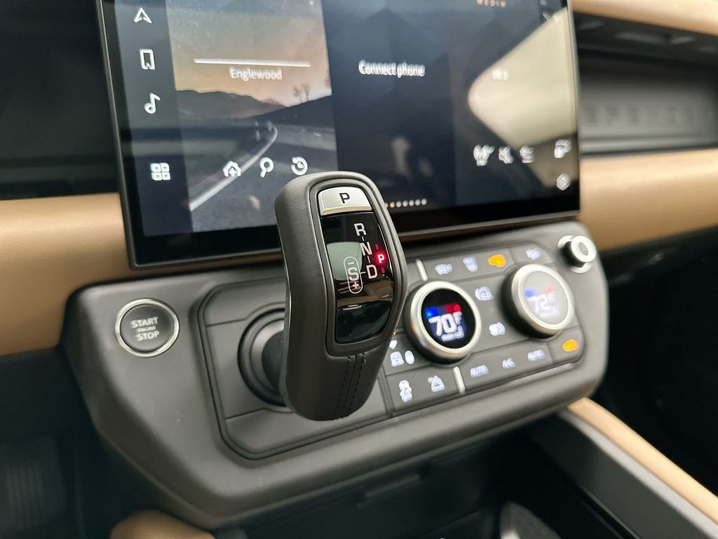 Thumbnail: 2026 Land Rover Defender - 12