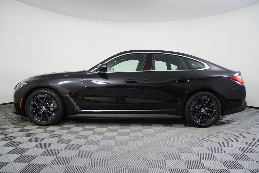Thumbnail: 2025 BMW i4 - 6