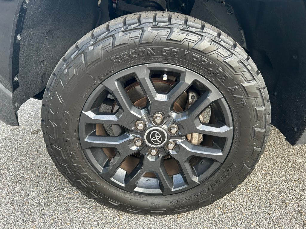 2022 Toyota Tundra Platinum 9
