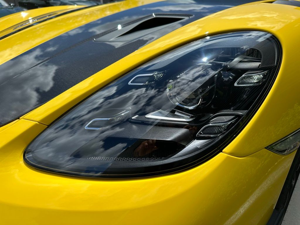 Thumbnail: 2024 Porsche  - 13