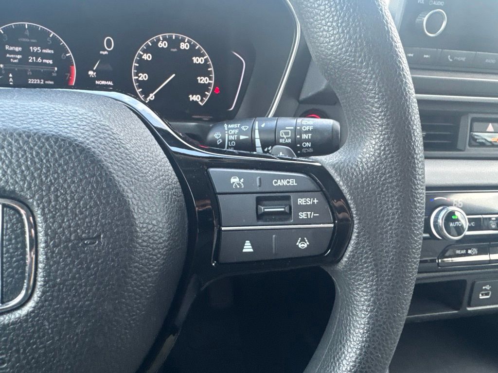 Certified Used 2023  Honda LX image 18