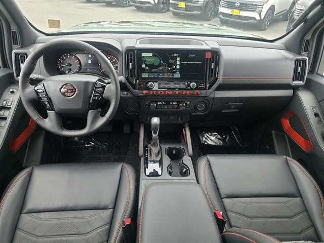 2025 Nissan Frontier PRO-X - Photo 10