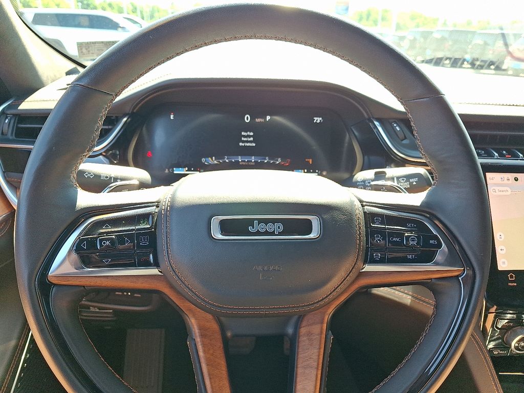 2023 Jeep Grand Cherokee — photo 22