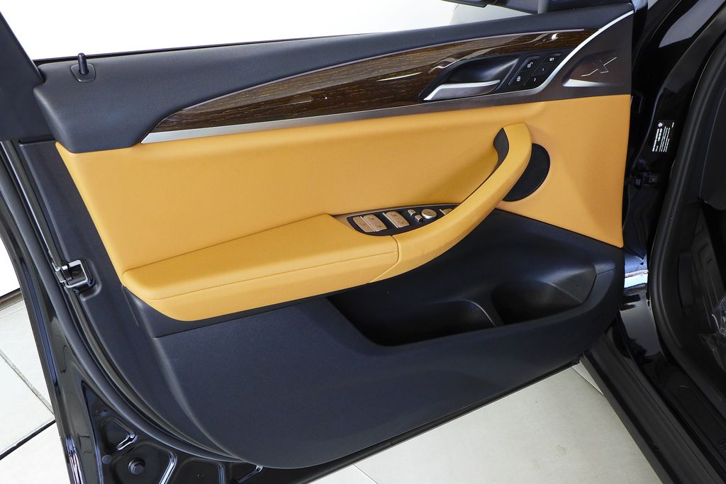Thumbnail: 2022 BMW X3 - 11