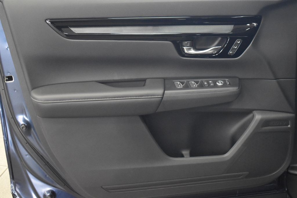 2026 Honda CR-V  7