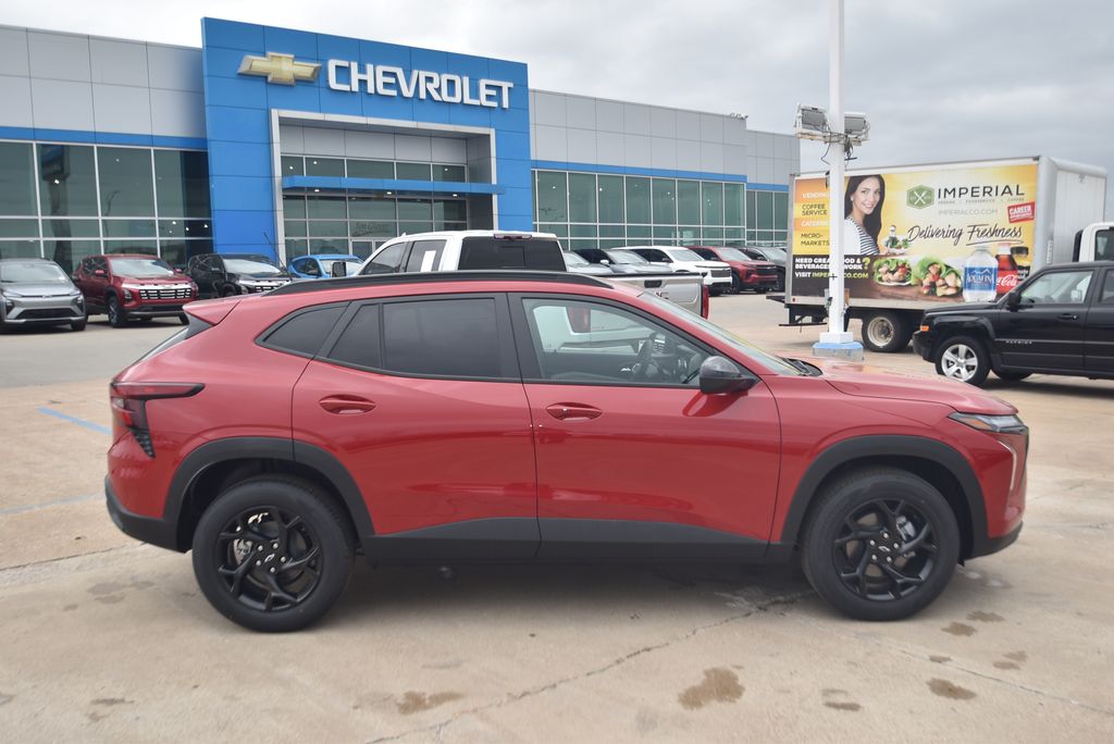 View vehicle photo 3