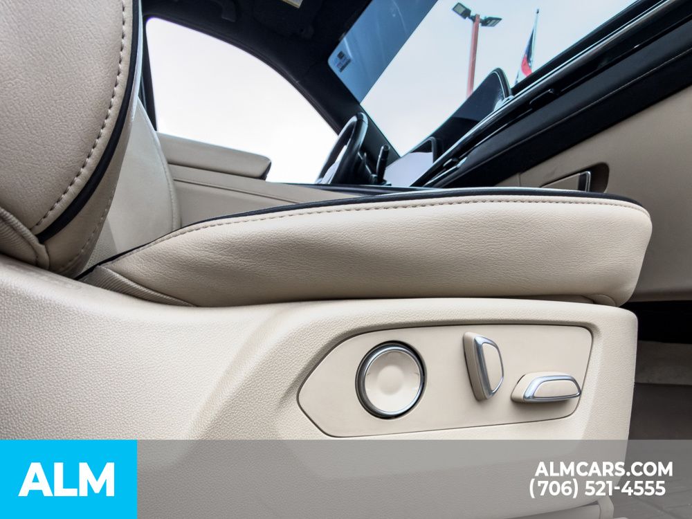 Used 2021 White Cadillac Premium Luxury image 24
