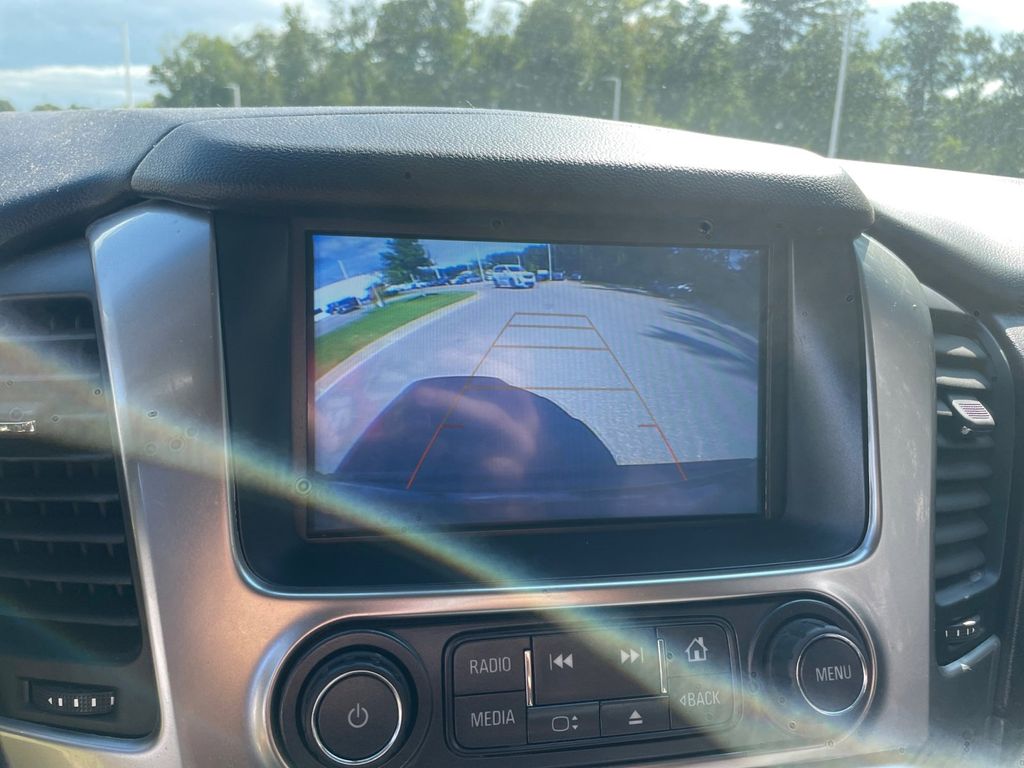 2019 Chevrolet Tahoe LS 23