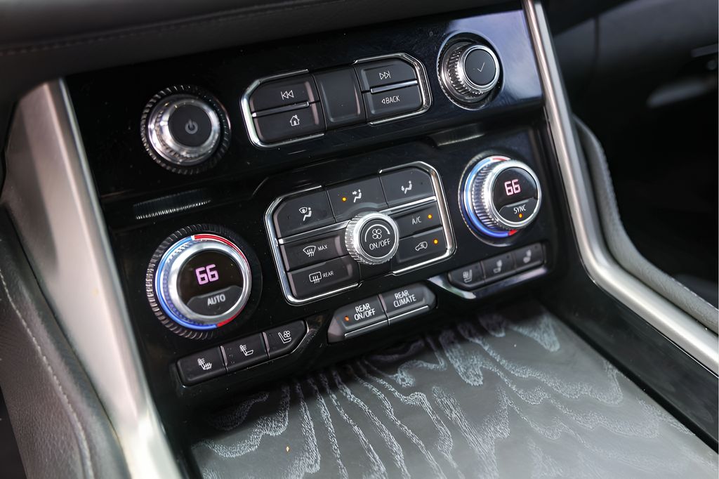 Used Car 2022 Gmc Yukon Xl  Denali For Sale Under $60,000 In Austin, Texas