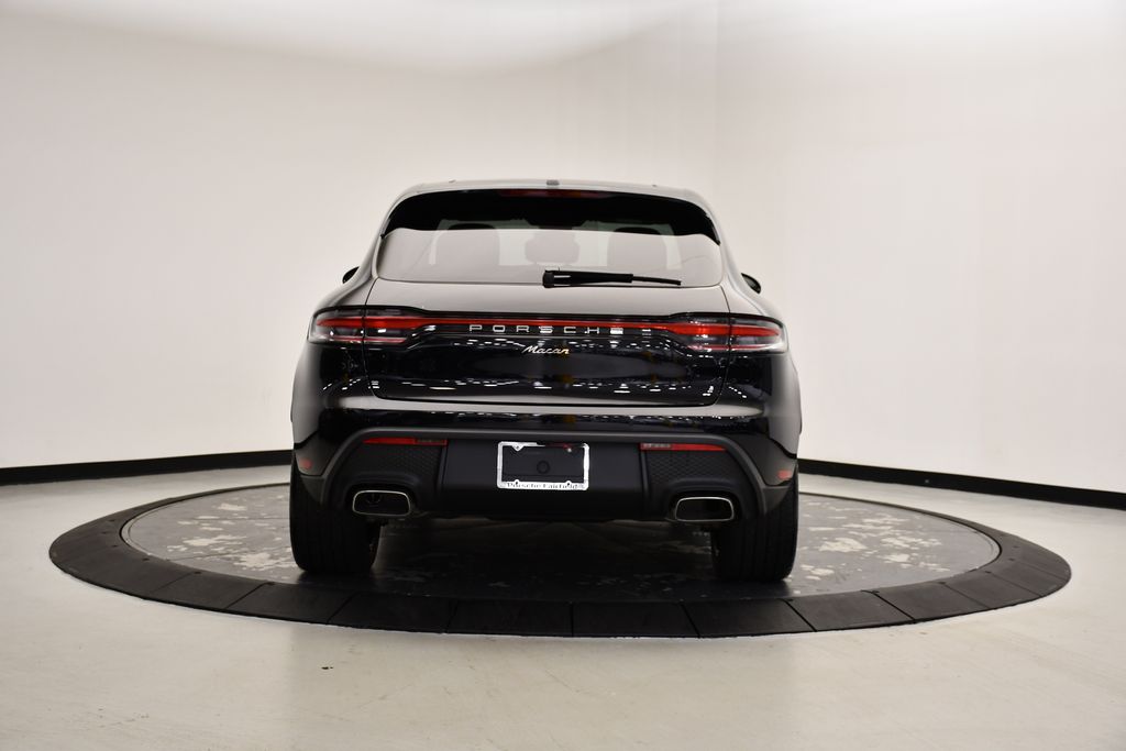 Thumbnail: 2025 Porsche Macan - 6