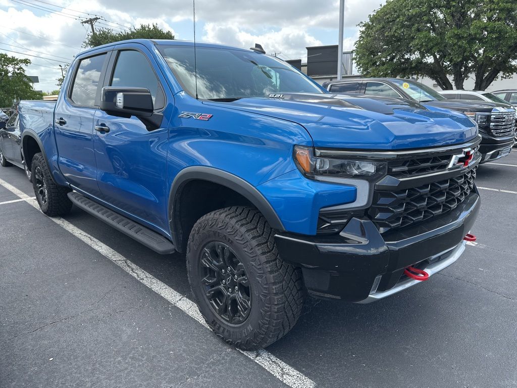 2023 Chevrolet Silverado 1500 ZR2 3