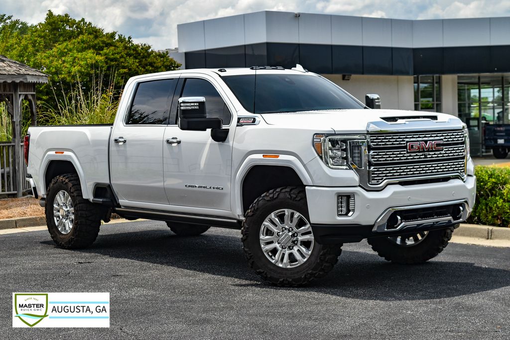 2023 GMC Sierra 4WD Crew Cab Standard Box Denali's photo