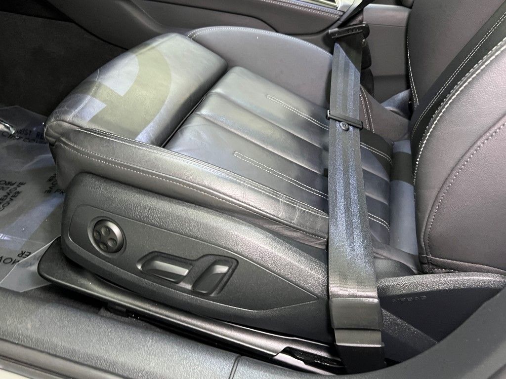 Thumbnail: 2023 Audi A4 - 25