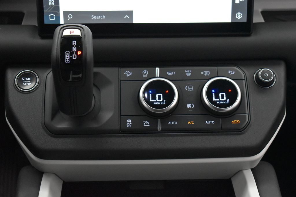 Thumbnail: 2025 Land Rover Defender - 30