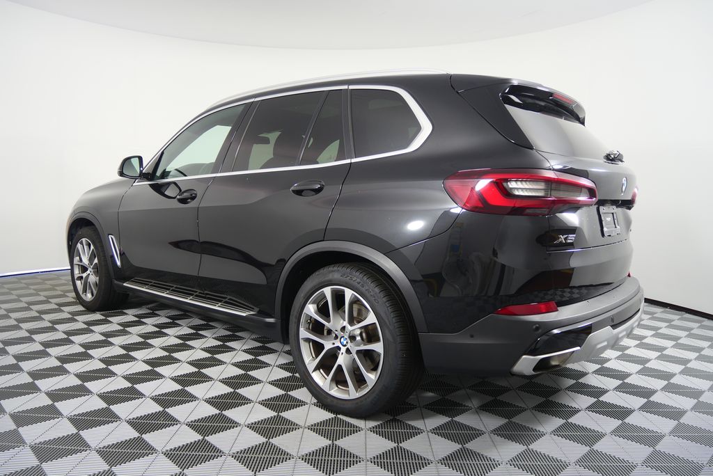 Thumbnail: 2023 BMW X5 - 5